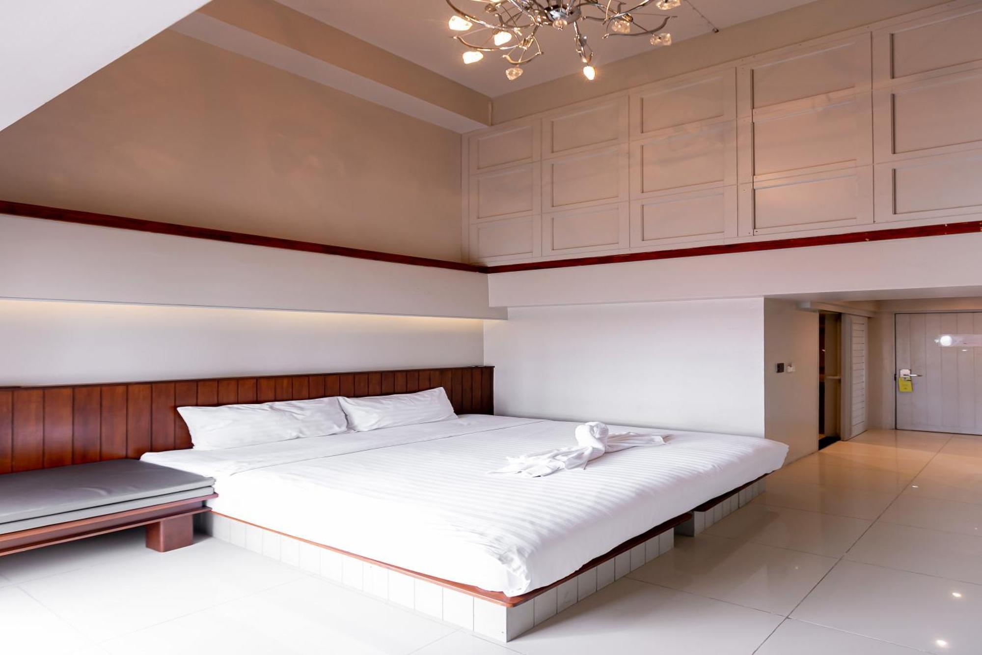 A Room Bangkok Sathorn エクステリア 写真