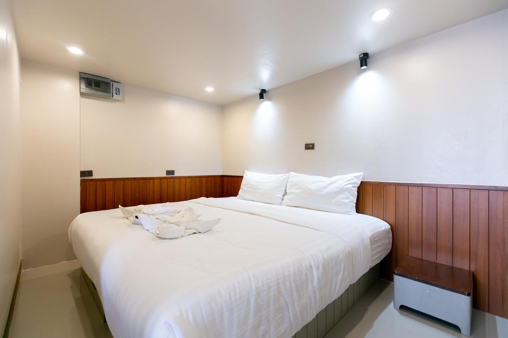 A Room Bangkok Sathorn エクステリア 写真