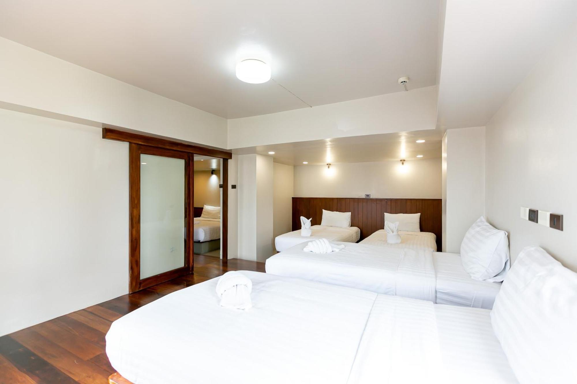 A Room Bangkok Sathorn エクステリア 写真