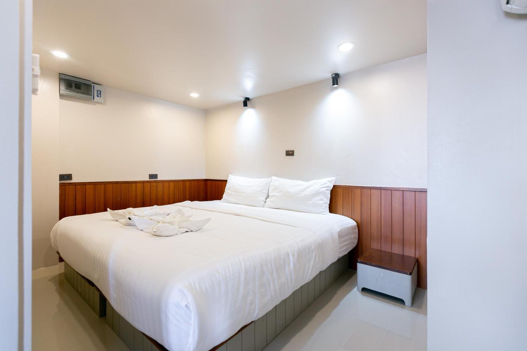 A Room Bangkok Sathorn エクステリア 写真