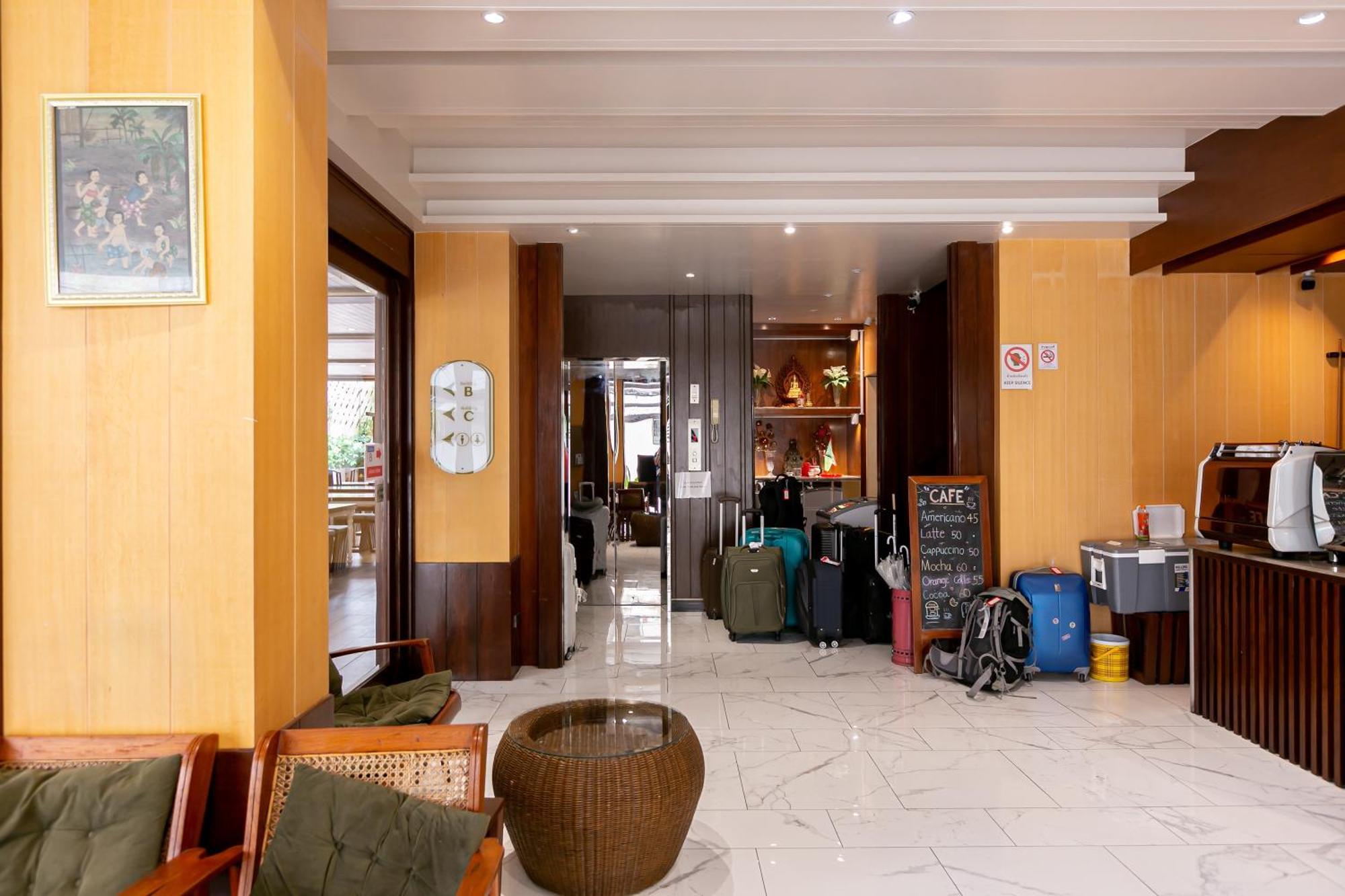 A Room Bangkok Sathorn エクステリア 写真